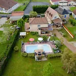 Maloan, Avec Piscine Saint-Julien-de-Lampon