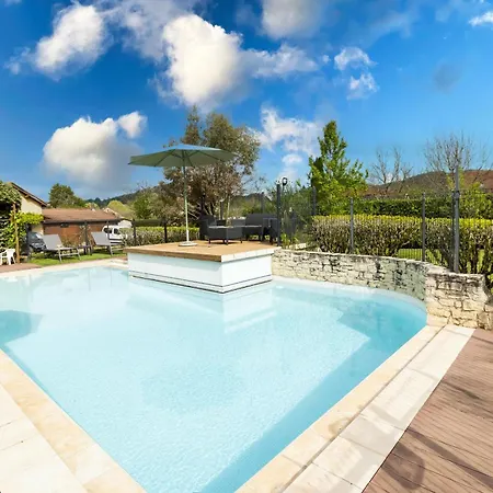 Holiday home Maloan, Avec Piscine